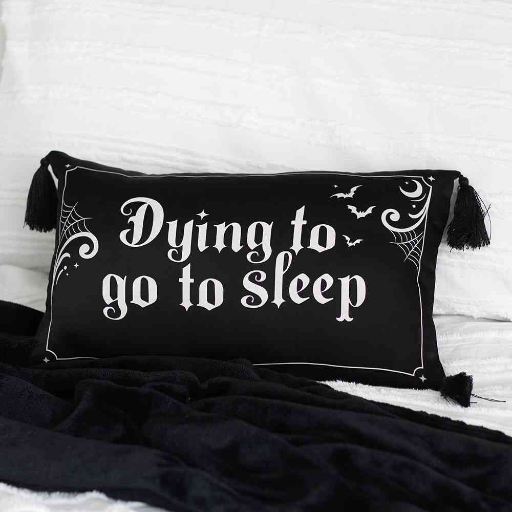 Something Different - Dying to Go to Sleep Satin Zierkissen - Schwarz